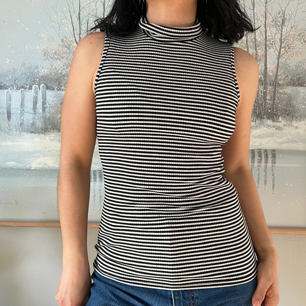 Athleta Striped Sleeveless Turtleneck Top Black White Ribbed‎ Womens Small - Picture 6 of 10
